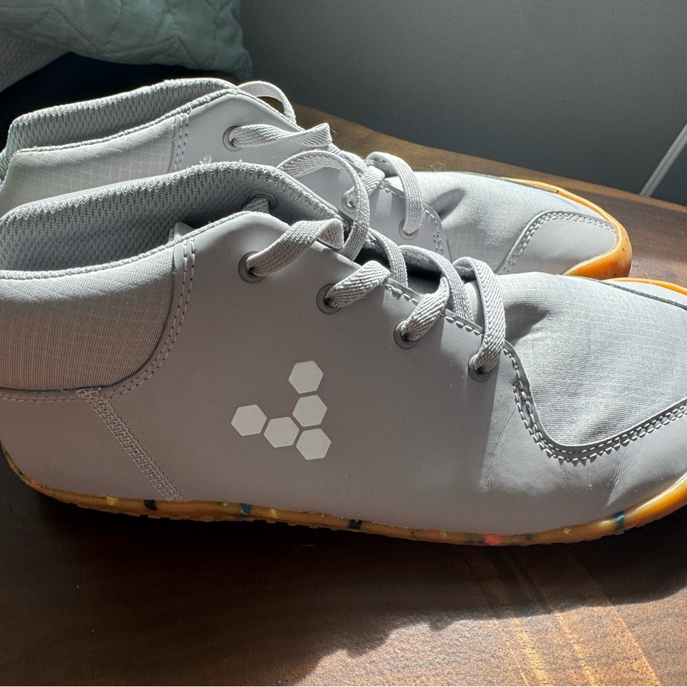 Vivo Barefoot Gray Athletic Shoes with Multicolor Speckled Sole